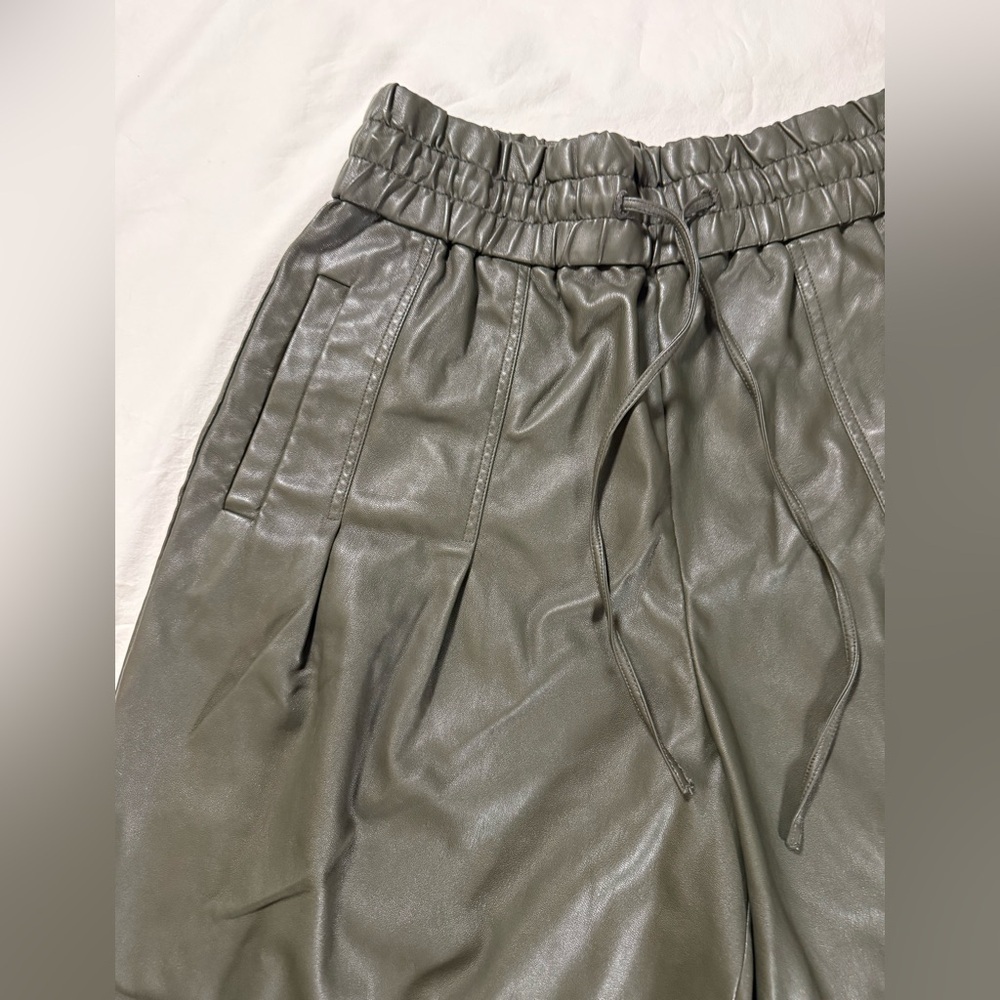 Phillip Lim Vegan Leather Culottes in Dark Olive Size 6 - Picture 5 of 12